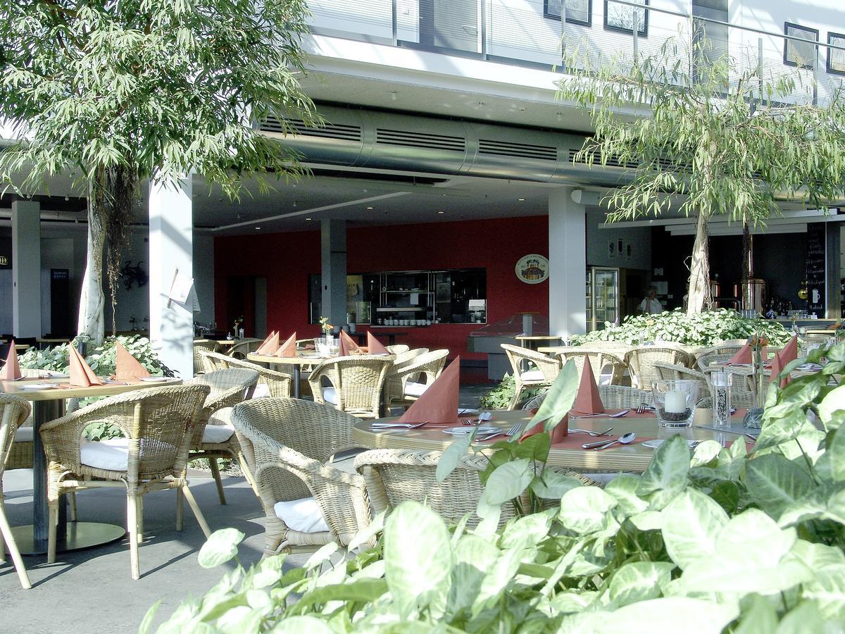 Seminarhotel In Der Manfred-Sauer-Stiftung Lobbach Exterior foto